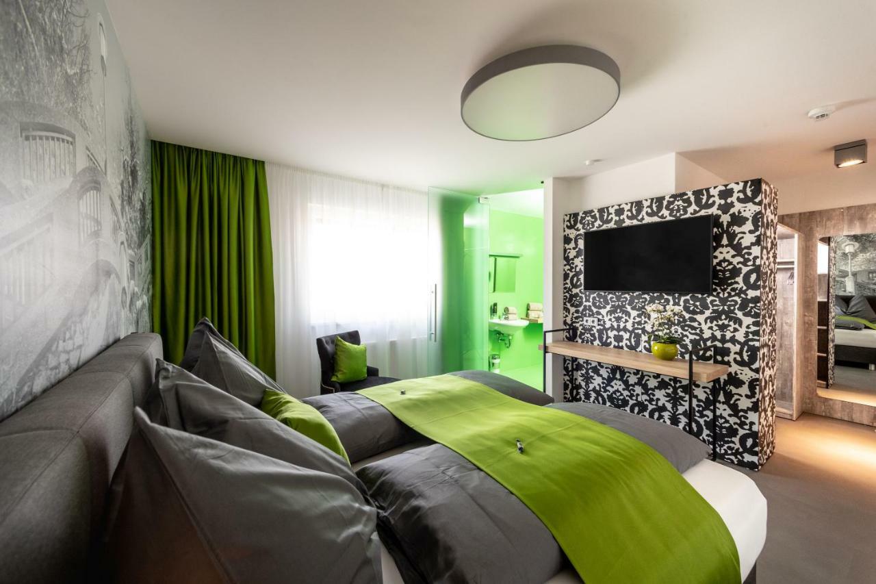 Greenrooms 3*